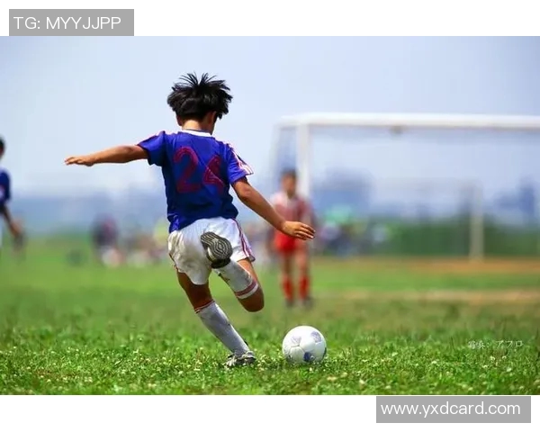 带足球明星走进野外探险体验足球与自然的完美结合